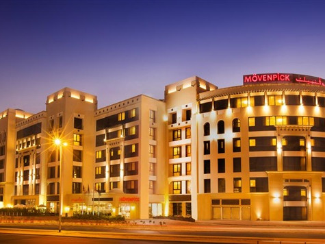 Revelion Dubai - Movenpick Hotel Apartments Al Mamzar - Dubai